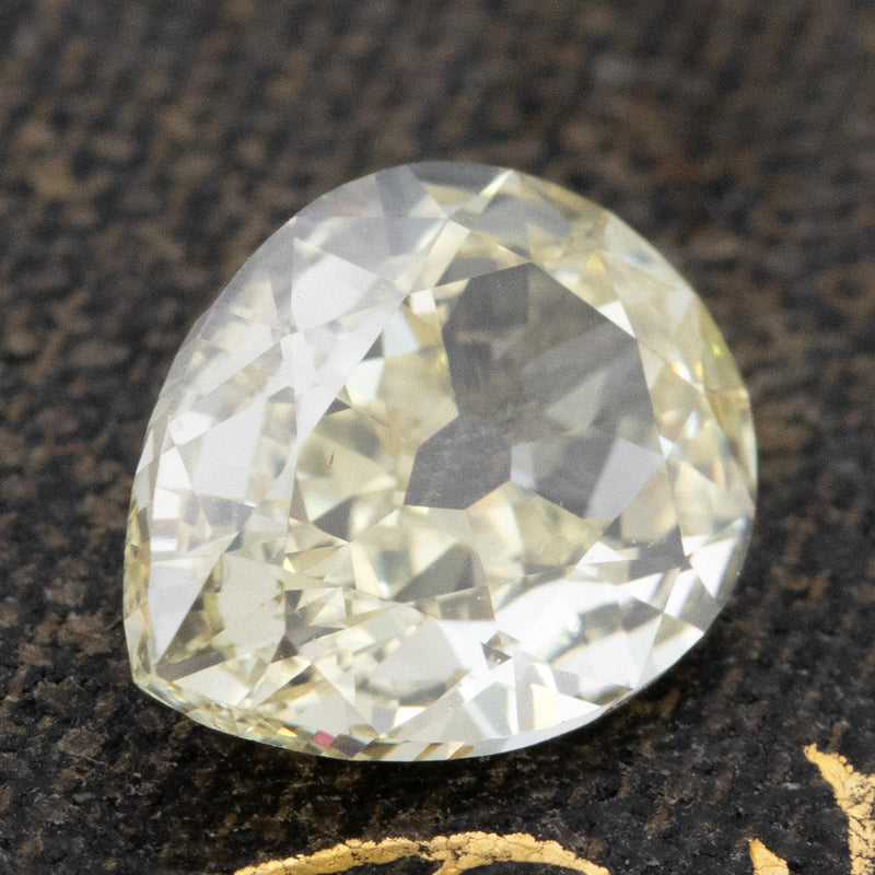 1.15ct Pear Cut Diamond, GIA Y-Z VVS2