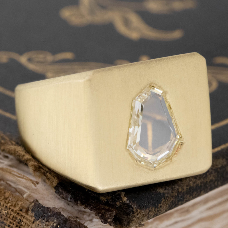 1.03ct Portrait Cut Diamond Signet Ring, GIA Y-Z VS1