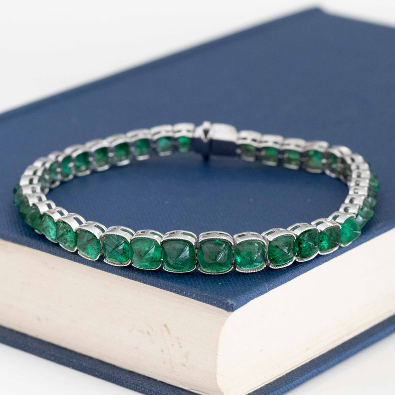 16.50ctw Vintage Emerald Sugarloaf Cabochon Line Bracelet