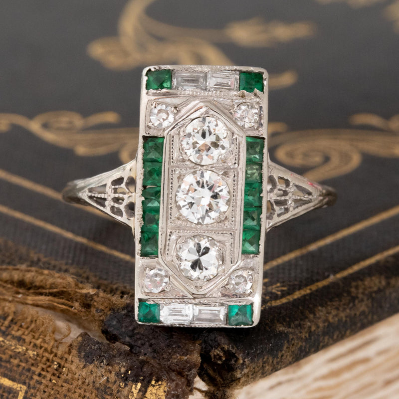 1.15ctw Art Deco Diamond & Emerald Dinner Ring