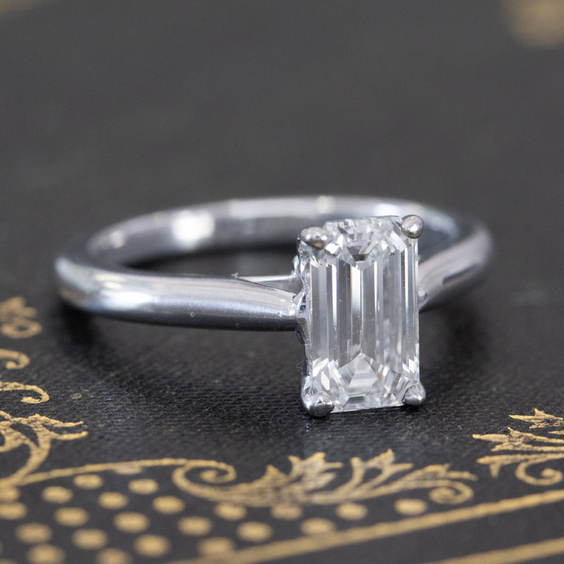 Solitaire 1895 diamond ring in yellow gold | Cartier | The Jewellery Editor