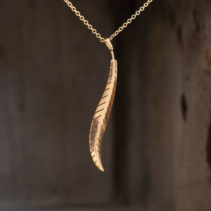 18kt Yellow Gold Feather Pendant