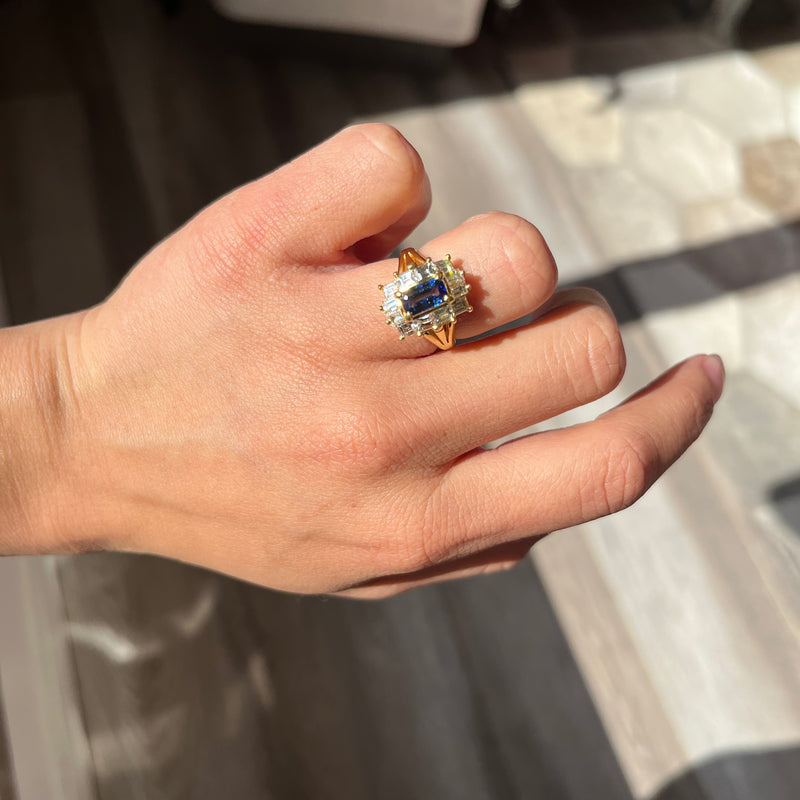 2.55ctw Vintage Sapphire & Emerald Diamond Ballerina Ring