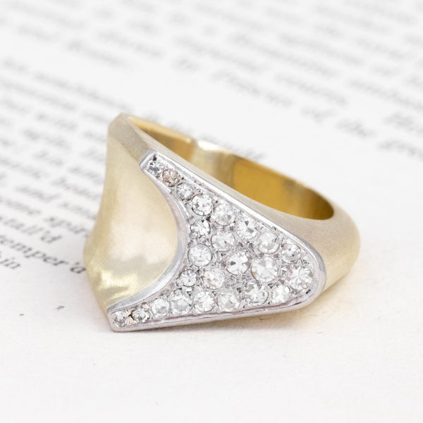 .68ctw Vintage "V" Diamond Dinner Ring