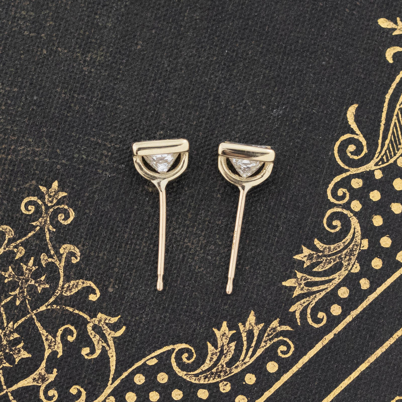 1.44ctw Princess Cut Diamond Bezel Stud Earrings, GIA H VS1