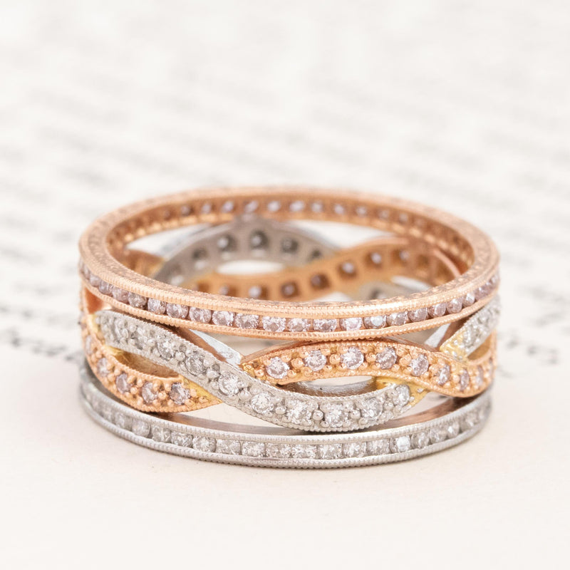 1.30ctw Fancy Pink and White Diamond Twist Band